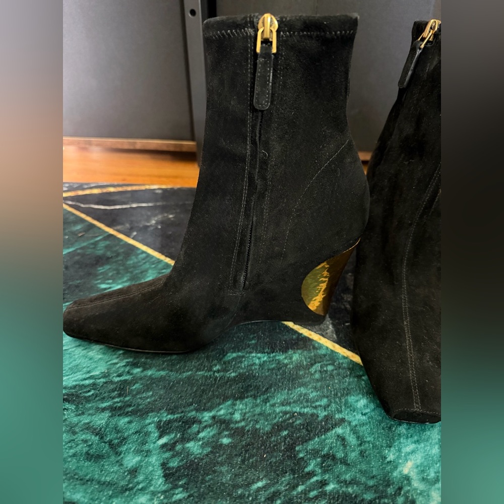 Tory Burch Black and Gold Heeled Boots